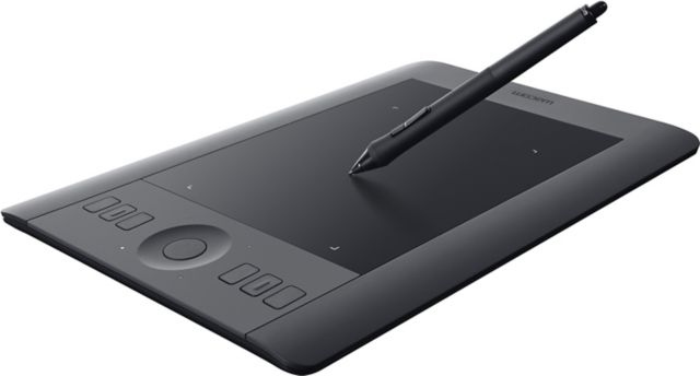 INTUOS PRO PEN & TOUCH TABLET